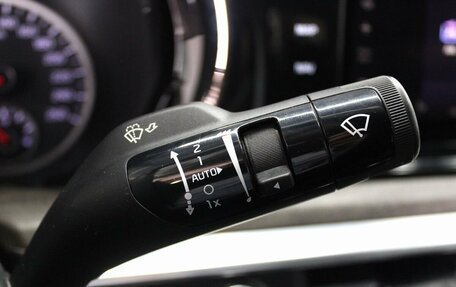KIA K5, 2021 год, 2 090 000 рублей, 24 фотография