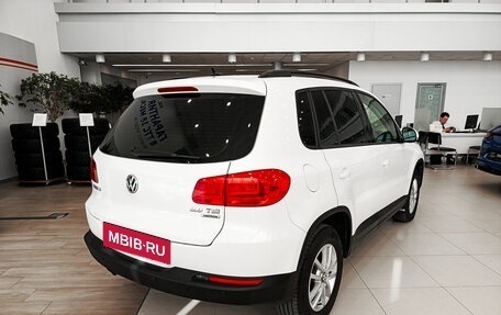 Volkswagen Tiguan I, 2013 год, 1 591 000 рублей, 6 фотография