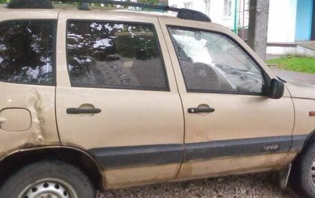 Chevrolet Niva I рестайлинг, 2006 год, 130 000 рублей, 2 фотография