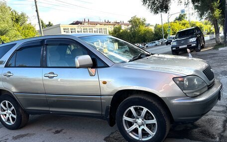 Toyota Harrier, 1998 год, 690 000 рублей, 2 фотография
