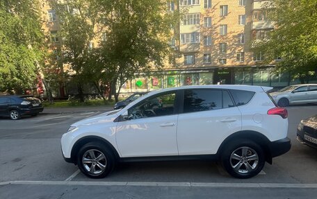 Toyota RAV4, 2014 год, 2 060 000 рублей, 2 фотография