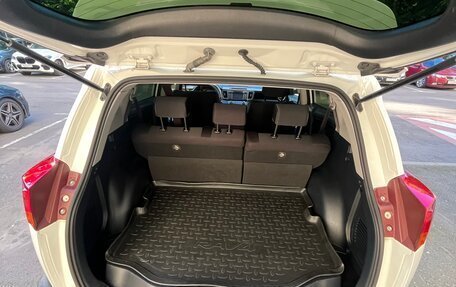 Toyota RAV4, 2014 год, 2 060 000 рублей, 7 фотография