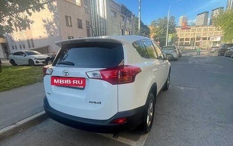 Toyota RAV4, 2014 год, 2 060 000 рублей, 4 фотография