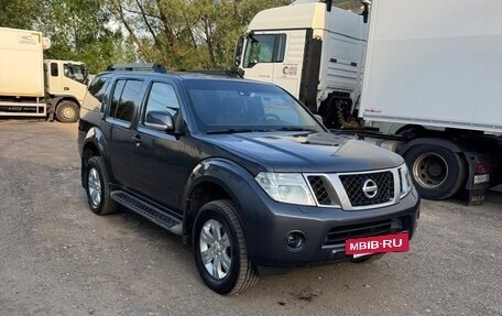 Nissan Pathfinder, 2012 год, 1 690 000 рублей, 2 фотография