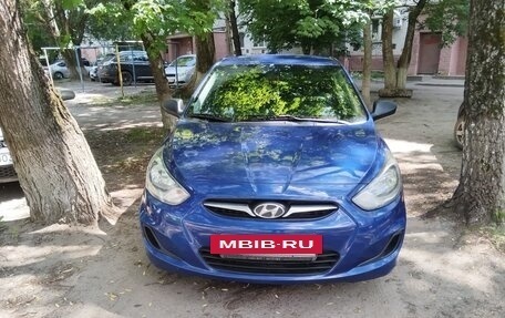 Hyundai Solaris II рестайлинг, 2012 год, 600 000 рублей, 7 фотография