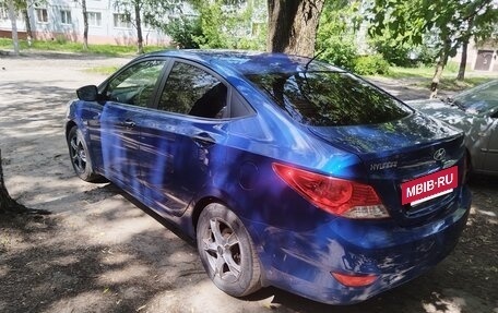 Hyundai Solaris II рестайлинг, 2012 год, 600 000 рублей, 8 фотография