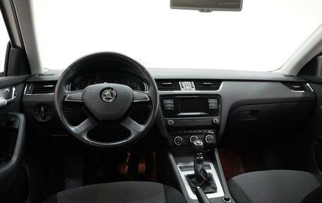 Skoda Octavia, 2015 год, 1 420 000 рублей, 6 фотография