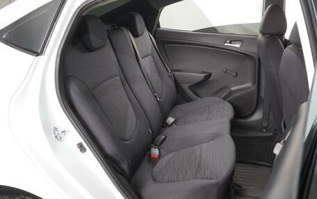 Hyundai Solaris II рестайлинг, 2015 год, 949 000 рублей, 7 фотография