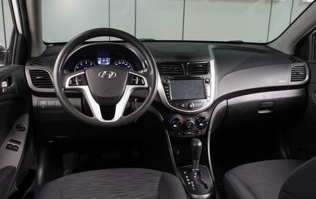 Hyundai Solaris II рестайлинг, 2015 год, 949 000 рублей, 6 фотография