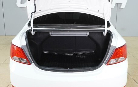 Hyundai Solaris II рестайлинг, 2015 год, 949 000 рублей, 16 фотография