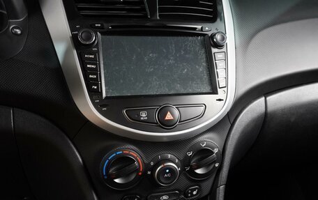 Hyundai Solaris II рестайлинг, 2015 год, 949 000 рублей, 12 фотография