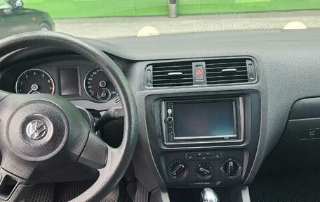 Volkswagen Jetta VI, 2013 год, 1 150 000 рублей, 14 фотография