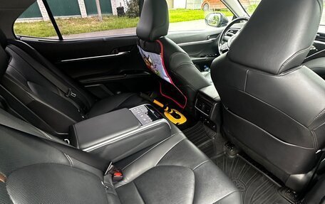 Toyota Camry, 2020 год, 3 850 000 рублей, 15 фотография