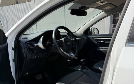 KIA Rio IV, 2021 год, 1 850 000 рублей, 10 фотография