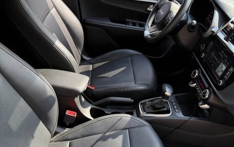 KIA Rio IV, 2021 год, 1 850 000 рублей, 12 фотография
