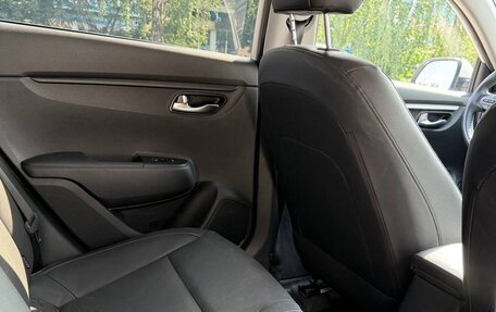 KIA Rio IV, 2021 год, 1 850 000 рублей, 21 фотография