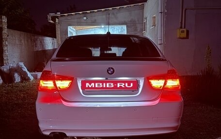 BMW 3 серия, 2009 год, 1 050 000 рублей, 4 фотография
