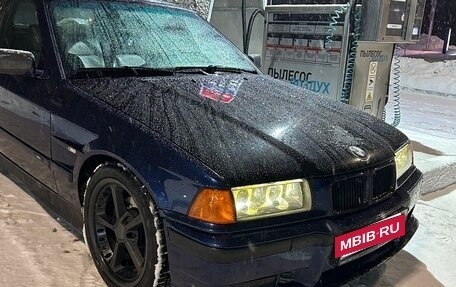 BMW 3 серия, 1994 год, 700 000 рублей, 9 фотография