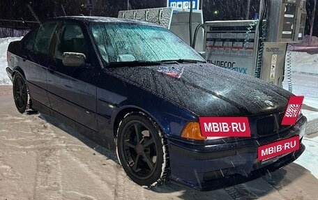BMW 3 серия, 1994 год, 700 000 рублей, 10 фотография