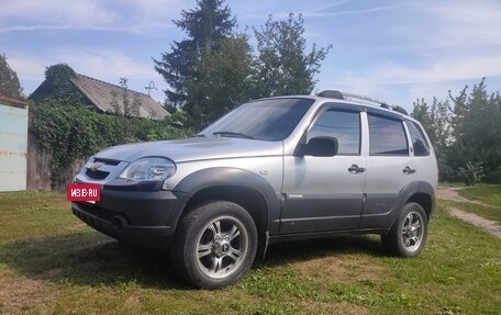 Chevrolet Niva I рестайлинг, 2011 год, 425 000 рублей, 11 фотография