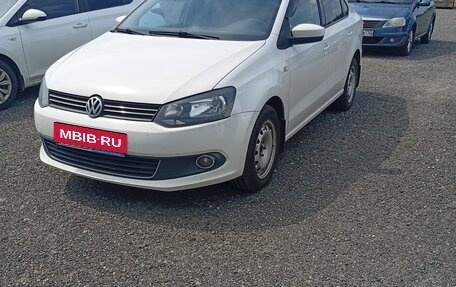 Volkswagen Polo VI (EU Market), 2013 год, 780 000 рублей, 2 фотография