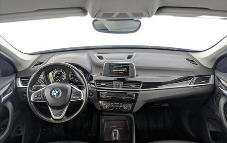 BMW X1, 2018 год, 2 100 000 рублей, 14 фотография