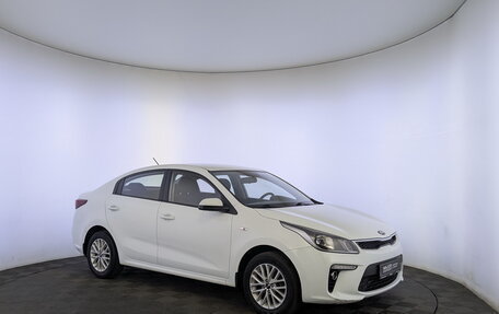 KIA Rio IV, 2018 год, 1 240 000 рублей, 3 фотография