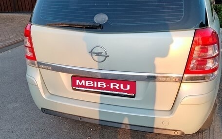 Opel Zafira B, 2009 год, 590 000 рублей, 10 фотография