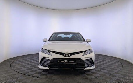 Toyota Camry, 2021 год, 2 790 000 рублей, 2 фотография