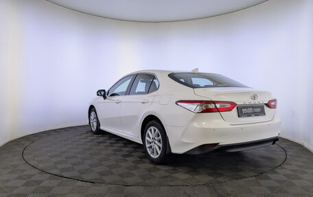 Toyota Camry, 2021 год, 2 790 000 рублей, 7 фотография