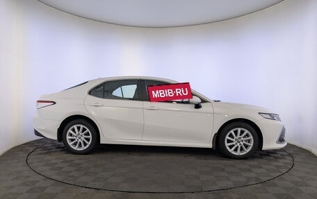 Toyota Camry, 2021 год, 2 790 000 рублей, 4 фотография