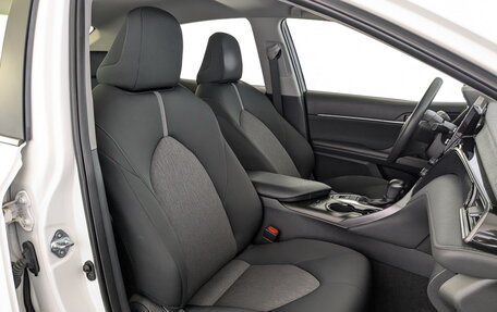 Toyota Camry, 2021 год, 2 790 000 рублей, 23 фотография