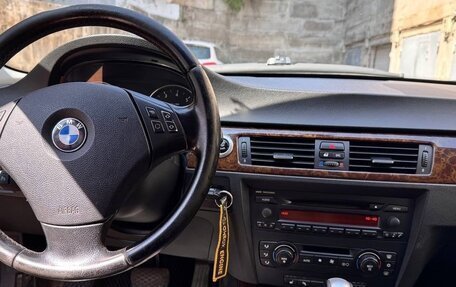 BMW 3 серия, 2006 год, 1 200 000 рублей, 5 фотография