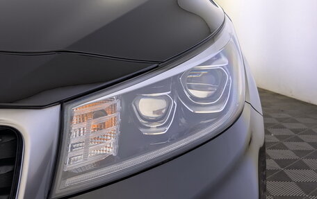 KIA Carnival III, 2019 год, 3 050 000 рублей, 17 фотография