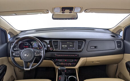 KIA Carnival III, 2019 год, 3 050 000 рублей, 14 фотография