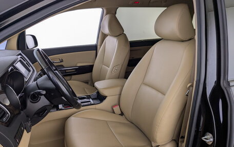 KIA Carnival III, 2019 год, 3 050 000 рублей, 21 фотография