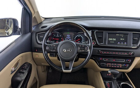 KIA Carnival III, 2019 год, 3 050 000 рублей, 22 фотография
