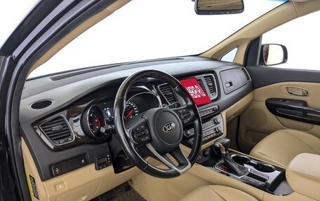 KIA Carnival III, 2019 год, 3 050 000 рублей, 16 фотография