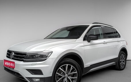 Volkswagen Tiguan II, 2020 год, 2 690 000 рублей, 1 фотография