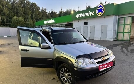 Chevrolet Niva I рестайлинг, 2015 год, 650 000 рублей, 2 фотография