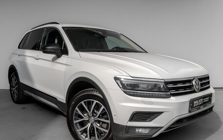 Volkswagen Tiguan II, 2020 год, 2 690 000 рублей, 3 фотография