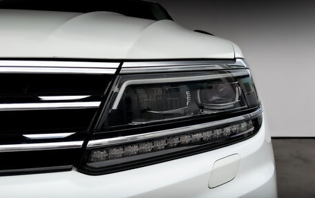 Volkswagen Tiguan II, 2020 год, 2 690 000 рублей, 17 фотография