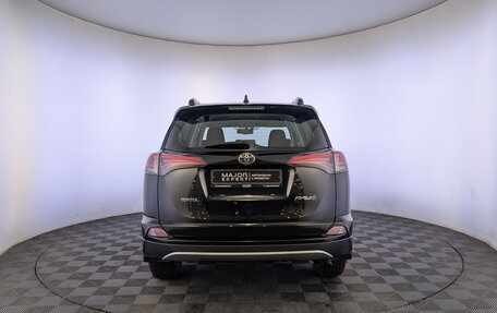 Toyota RAV4, 2016 год, 2 050 000 рублей, 6 фотография