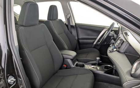 Toyota RAV4, 2016 год, 2 050 000 рублей, 23 фотография