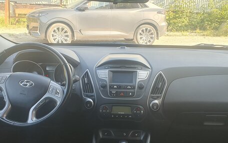 Hyundai ix35 I рестайлинг, 2014 год, 1 550 000 рублей, 18 фотография