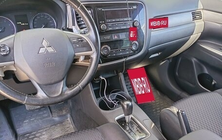 Mitsubishi Outlander III рестайлинг 3, 2013 год, 1 250 000 рублей, 6 фотография