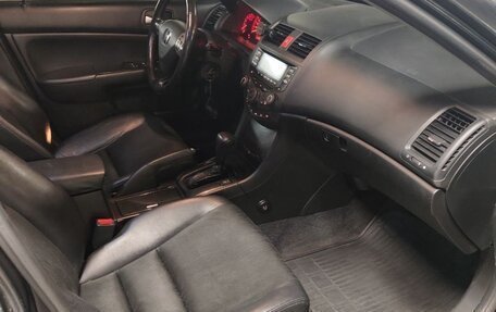Honda Accord VII рестайлинг, 2005 год, 800 000 рублей, 11 фотография