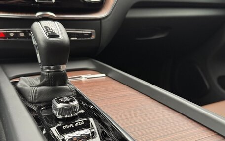 Volvo XC60 II, 2021 год, 4 800 000 рублей, 15 фотография