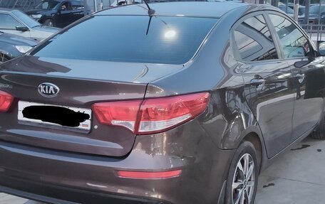 KIA Rio III рестайлинг, 2015 год, 930 000 рублей, 4 фотография