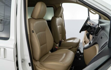 Hyundai H-1 II рестайлинг, 2018 год, 2 999 800 рублей, 8 фотография